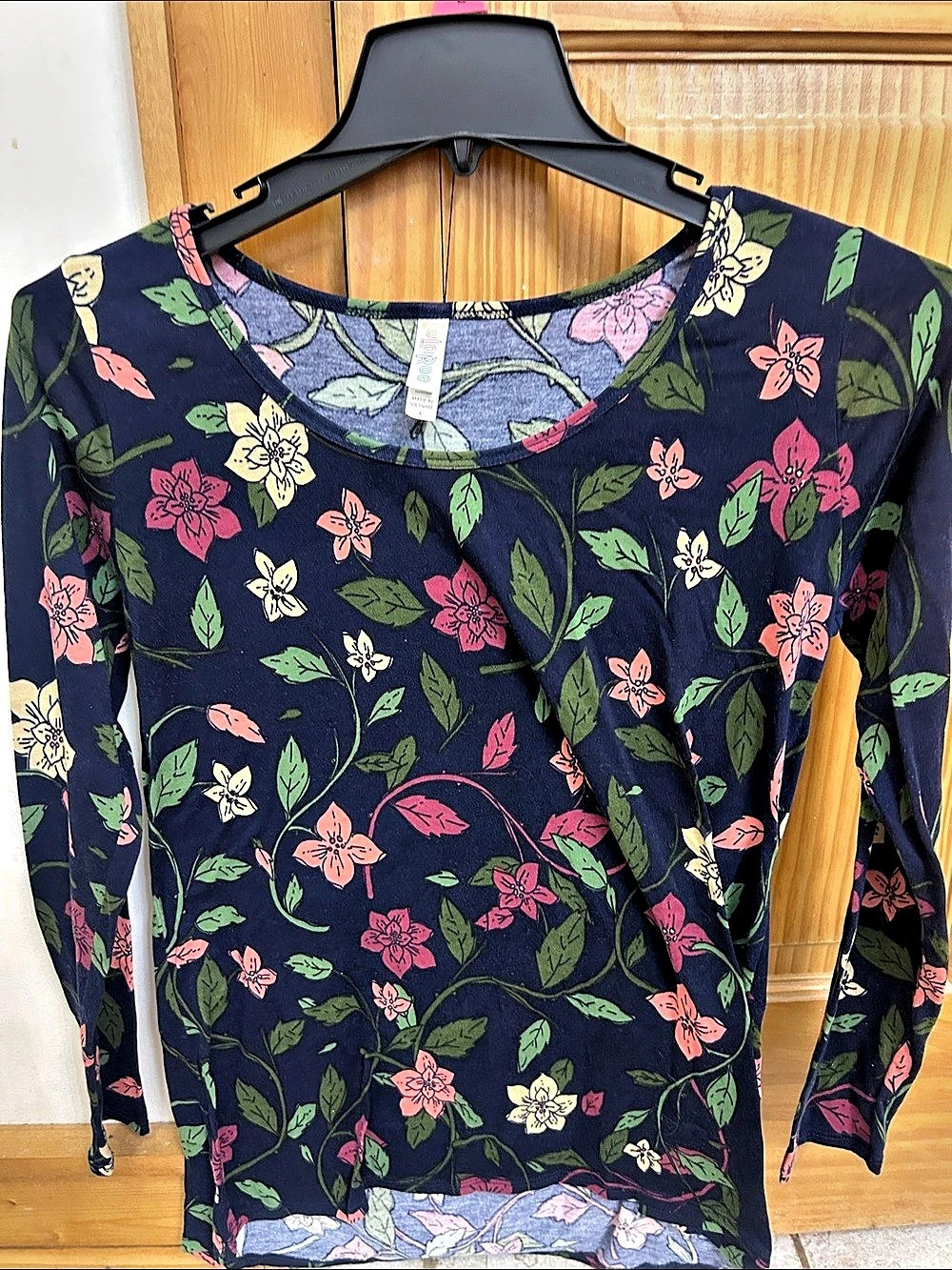 LulaRoe Floral Long Sleeve Top in Blue & Pink Size Large